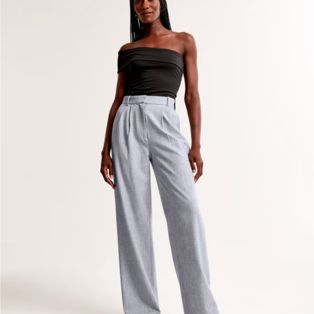 Abercrombie & Fitch Sloane Tailored Wide Leg Pant